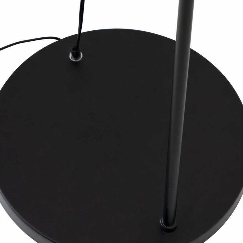 Lampadaire en Métal DELME, détail du pied noir
