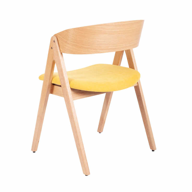 Chaise en bois de chêne LARRY, assise moutarde, vue de dos